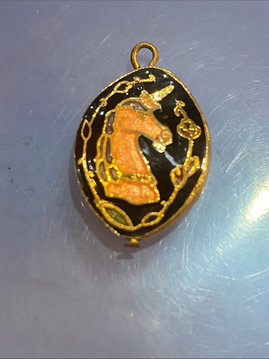 Jewelry - Vintage Unicorn Pendant